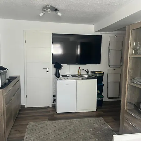 Apartment 1-raum Souterrain