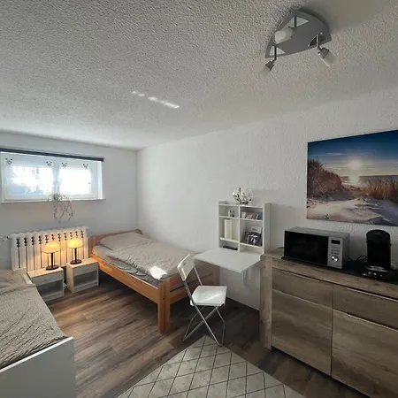 1-raum Souterrain Apartment *