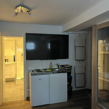 아파트 1-raum Souterrain